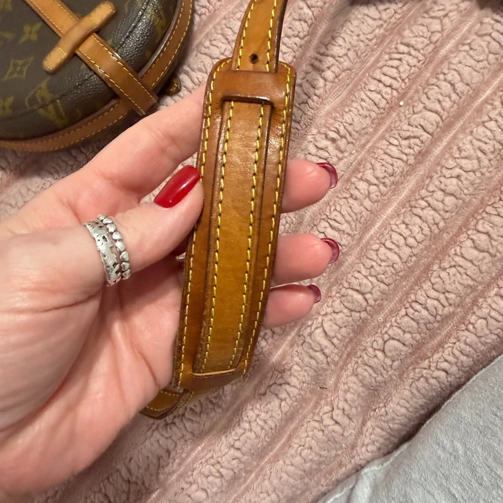 Louis Vuitton Chantilly Monogram PM Crossbody Bag - Picture 8 of 17